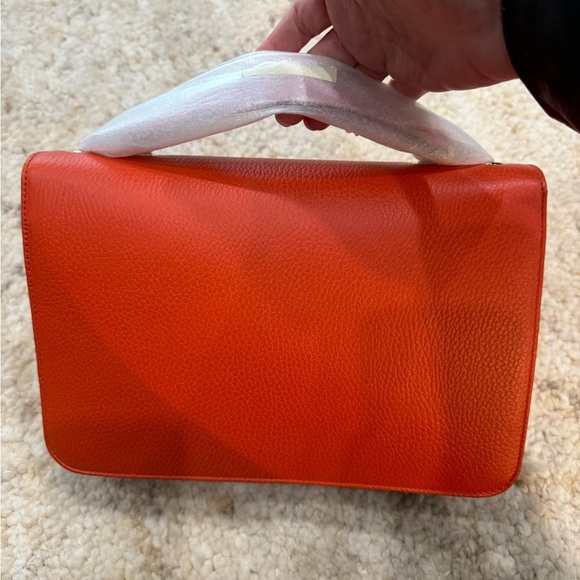 Gucci Orange Crossbody Bag with Silver Chain - Picture 9 of 12